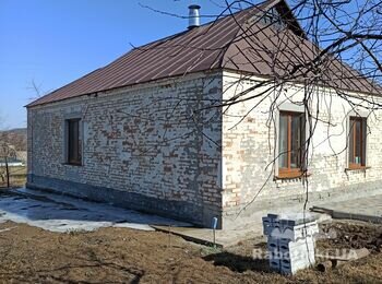 Покрівля, водостоки, обшивка сайдінгом