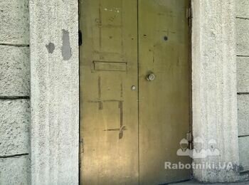 Ремонт входной двери