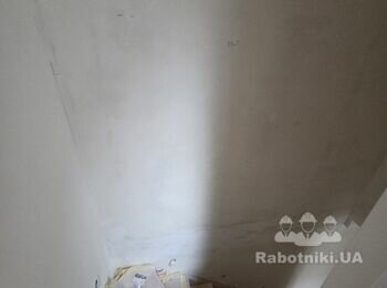 Потрібен майстер, плотник