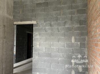 Демонтаж стіни з шлакоблоку 3000 грн.