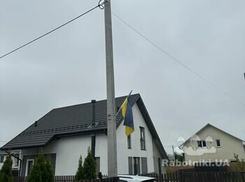 Потрібен електрик для підключення трифазної розетки на вулиці