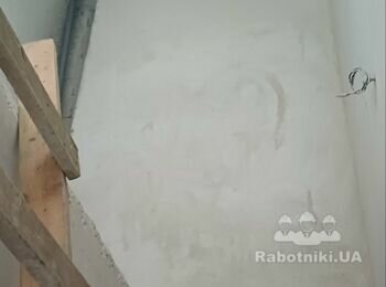 Виготовлення монолітних бетонних сходів у квартирі