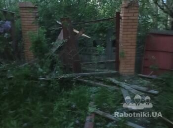 Забить окна фанерой