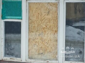 Замена окконого стекла, рама старая деревянная,стекло випало после при