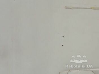 Покраска стін, заділка дир