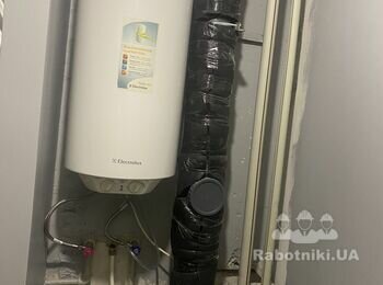 Зібрати шафу( в основному просто дверцята )