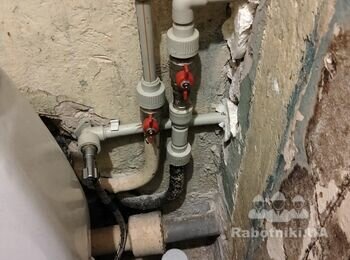 Ищем мастера для ремонта туалета