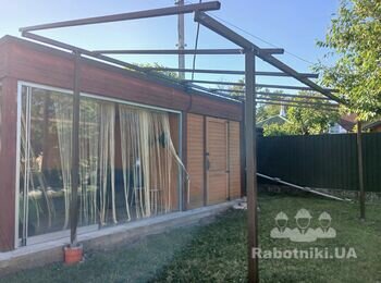 Монтаж покрівлі з профнастилу