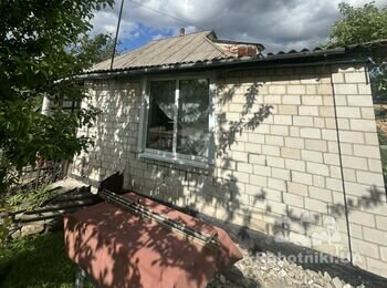 Перекрити будинок профлистом на стару обришітку. Відмостка кругом хати