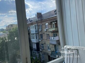 Ремонт деревянных окон балкона-лоджии (замена стекла 2шт)