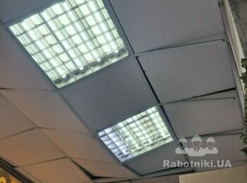 Ремонт потолка из плит Армстронг