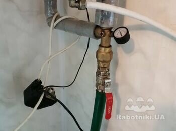 Система водопостачання - відірвалося реле тиску