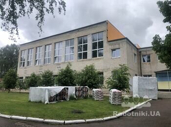 Утеплення фасаду 3100 м2 мінватою 150 мм з нанесенням декору