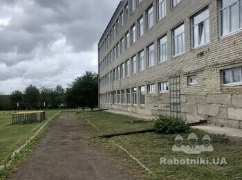 Утеплення фасаду 3100 м2 мінватою 150 мм з нанесенням декору