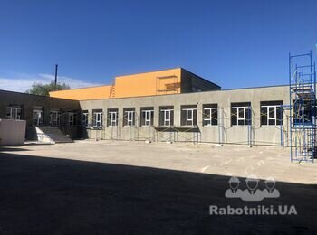 Утеплення фасаду 3100 м2 мінватою 150 мм з нанесенням декору