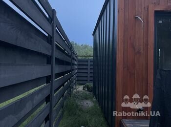 Потрібний майстер по роботі з деревом