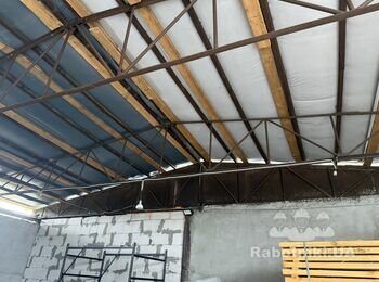 Потрібна бригада для завершення робіт на виробничій будівлі.