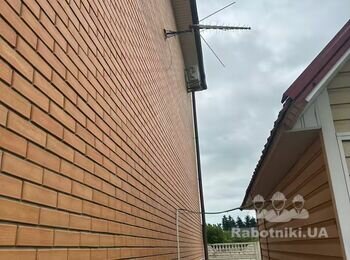 Локальний ремонт та профілактика водостічної системи приватного будинк