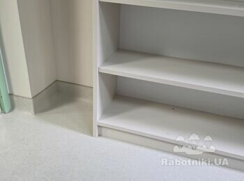 Потрібен майстер / бригада для укладання медичного лінолеуму (500 м)