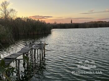 Ламінат+міжкім.двері в 3х кімнатах будинку,5хв зуп.електрички