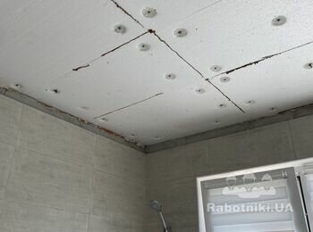 Монтаж вытяжной вентиляции и натяжного потолка в ванной (частный дом)