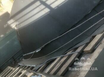 Майстер з вальцювання, потрібно обійти 6 арочних вікон