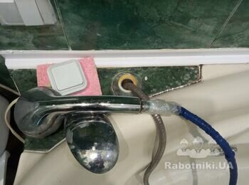 Замена гибкого шланга душа
