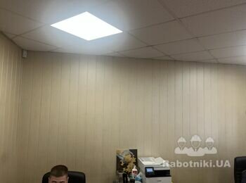 Пофарбувати стіни акриловою фарбою 41 кВ (офісний кабінет)