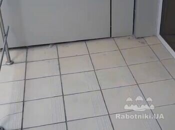 Переложить плитку на балконах - 4шт.