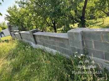 Поставить забор из блоков и профнастила