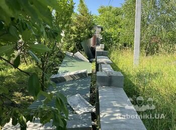 Поставить забор из блоков и профнастила