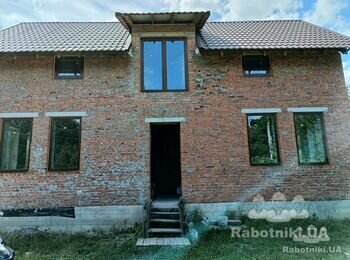 Зовнішня штукатурка новозбудованої хати