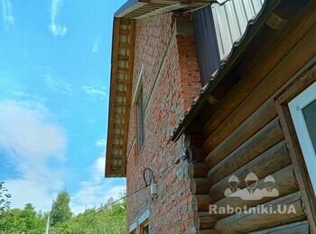 Зовнішня штукатурка новозбудованої хати