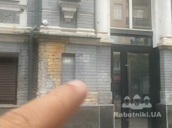 ШУКАЄМО ПІДРЯДНИКА НА РЕМОНТ ТА РЕСТАВРАЦІЮ ІСТОРИЧНОГО ФАСАДУ