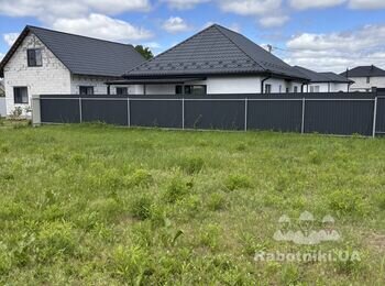 Паркан з профнастилу під ключ