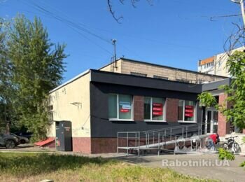 Фарбування фасаду будівлі
