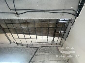 Облаштувати опалубку для залиття плити