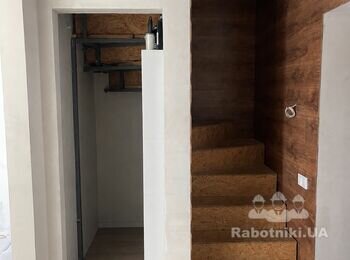 Потрібно зробити дзеркальні двері