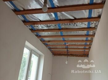 Гіпсокартонний потолок