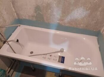 Виконати штукатурювання стін та вузол примикання ванни
