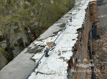 Виготовлення накривок парапету, Фасадні роботи.