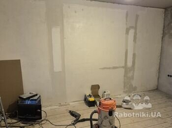 Закінчити ремонт у кімнаті 14.5 кв м
