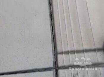 Переложить плитку на балконе