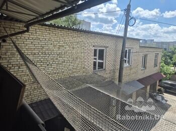 Підсобник. 2000 грн. Севастопольська пл.