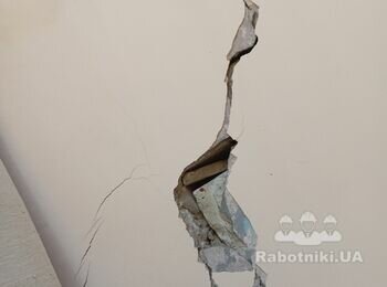 Пробне вкручування гвинтової палі (тест-крут) вручну, 35 км від Харков