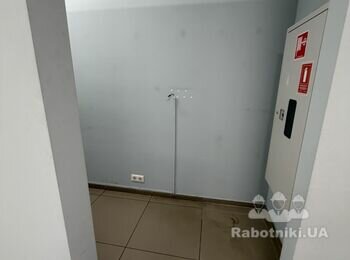 Фарбування стін в офісному приміщені приблизно 230 м.кв