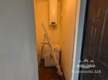 Установка міжкімнатних дверей