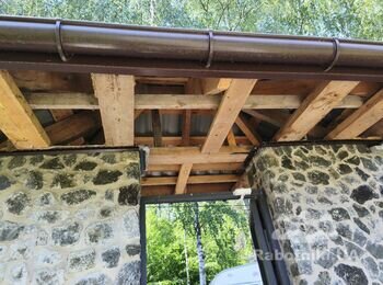 Ремонт Підшивки звисів даху сайдінгом