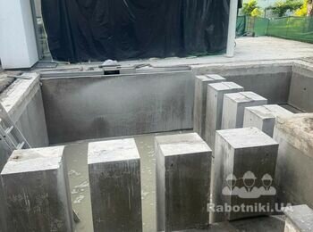 Встановити блоки каменю 8 шт, вага 200 кг/шт