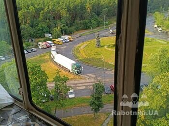 Замінити пошкоджене скло на балконі (стара алюмінієва рама)